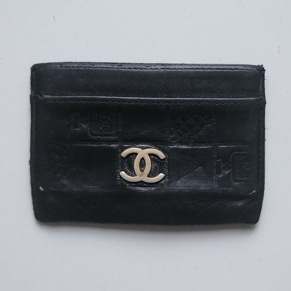 AUTHENTIC and VINTAGE CHANEL CARD HOLDER - UNISEX